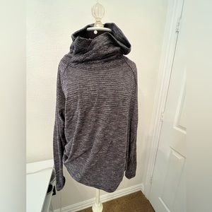Lululemon pullover cowl neck size 8
